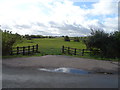 Field entrance off Banbury Lane in OX17 3RU