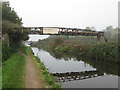 Pipe bridge 33D, Trent & Mersey Canal in DE14 2WF