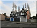 Commercial premises, Nuncargate Road in NG17 9BT
