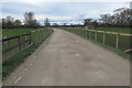 Footpath and track to Red House Farm in HP23 4QX