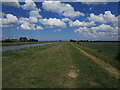 Footpath along the east bank of the River Nene at Foul Anchor in PE13 5RF