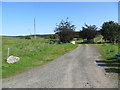 Track leading to Auld Dalbrack in FK15 9NF