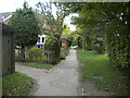 Footpath to Wallington Road, Baldock in SG7 6RT