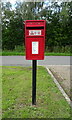 Elizabeth II postbox on Sandyford Lane, Leake Commonside in PE22 9RF