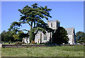 Great Bedwyn church and churchyard in SN8 3UT