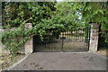 Gates, Chain Dene Farm in TN12 9AX