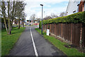A footpath to Warwick Avenue in DE23 8BQ
