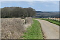 Track leading down to Dean Hill Barn Farm in SO51 0JP