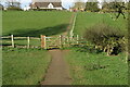 Footpath towards the golf course in NN7 4EH