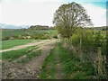 Footpath KIR/83/10 near to Wakefield Road, Lepton in HD8 0LX