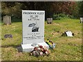 Grave of Frederick Fleet, the Titanic lookout in Hollybrook Cemetery in SO16 6RJ