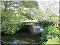 Stone bridge over the Yeo in BS49 5AP