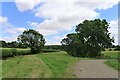Footpath (left) to Humby or Ropsley in Boothby Pagnell
