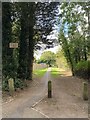 Footpath to housing estate in CV4 7EF