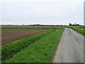 Approaching a bend in Fen Road in Pointon and Sempringham