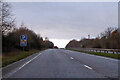 A41 towards Aylesbury in HP4 3SX