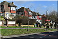 Houses in Avenue Road, Erith in DA8 1FH