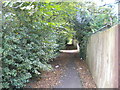 Footpath parallel to Mere Way, Far Cotton (1) in NN4 6RP