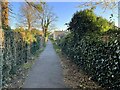 Footpath down to the Wellingborough Road in NN3 3HH