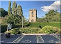 Hoton: pub car park and former church in LE12 5SG