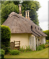 Church End : thatched cottage in Old Warden