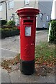 George VI postbox on Lodge Road, Writtle in CM1 3LD