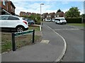 Looking from Royal Avenue into Sovereign Way in RG31 4XP