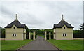 Gatehouses to Robinswood in SL6 5NE
