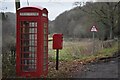 Telephone box above New Lake in BA12 6PD