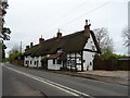 Thatched cottages, Salford Priors in WR11 8XG