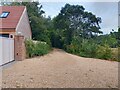 Footpath towards Evergreen Farm in RG20 0AX