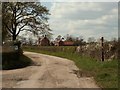 Footpath and approach to Claydons Farm in CM3 8AY