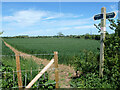 Start of footpath HE188, Swingfield in CT15 7HD