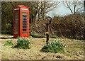The village pump and telephone box at Chignall St. James in CM1 4TZ