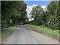 Rural lane heading towards Basingstoke in RG25 2LA
