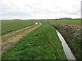 Farm track and drain separating arable fields near Stoneholme in DN21 4LG