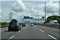 Southbound M1 approaching junction 10 in LU1 4LX