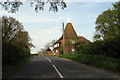 High Oak Oast, Woodchurch Road, Bethersden, Kent in TN26 3JY