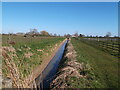 Footpath by the drain in LN13 9SJ