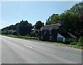 Isolated thatched cottage on the A10 in CB5 9TP