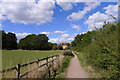 Path from Mucklin Wood approaching the southern edge of Loughborough in LE11 2UD