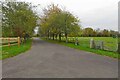 Footpath leaving the drive to Northmoor Park in OX29 5TE
