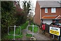 Footpath off Blacksmith Lane in S44 5TQ