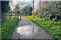 Junction on the Nickey Line Footpath in Harpenden Rural