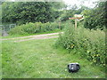 Footpath junction just north of Flansham in PO22 8NP