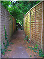 Footpath to Littlehampton Road in Ferring
