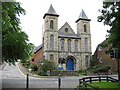 High Wycombe: Trinity United Reformed Church in HP11 1ED