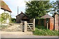 Footpath by the forge in Aston Tirrold